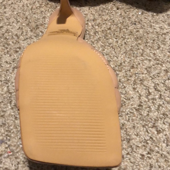 Ego Tropez Heels - Picture 3 of 3